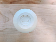 Load image into Gallery viewer, Blue and white bud vase