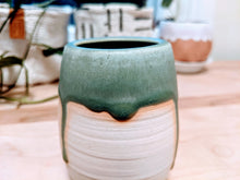 Load image into Gallery viewer, Green matte small vase